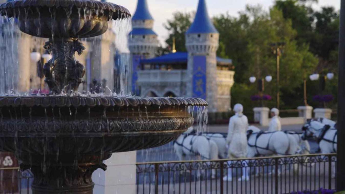 Een kinderdroom die werkelijkheid wordt: vanaf nu kan je trouwen in Disney World