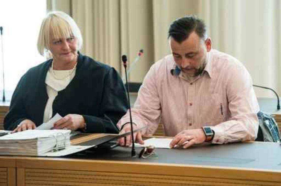 Pegida-leider krijgt boete voor volksopruiing