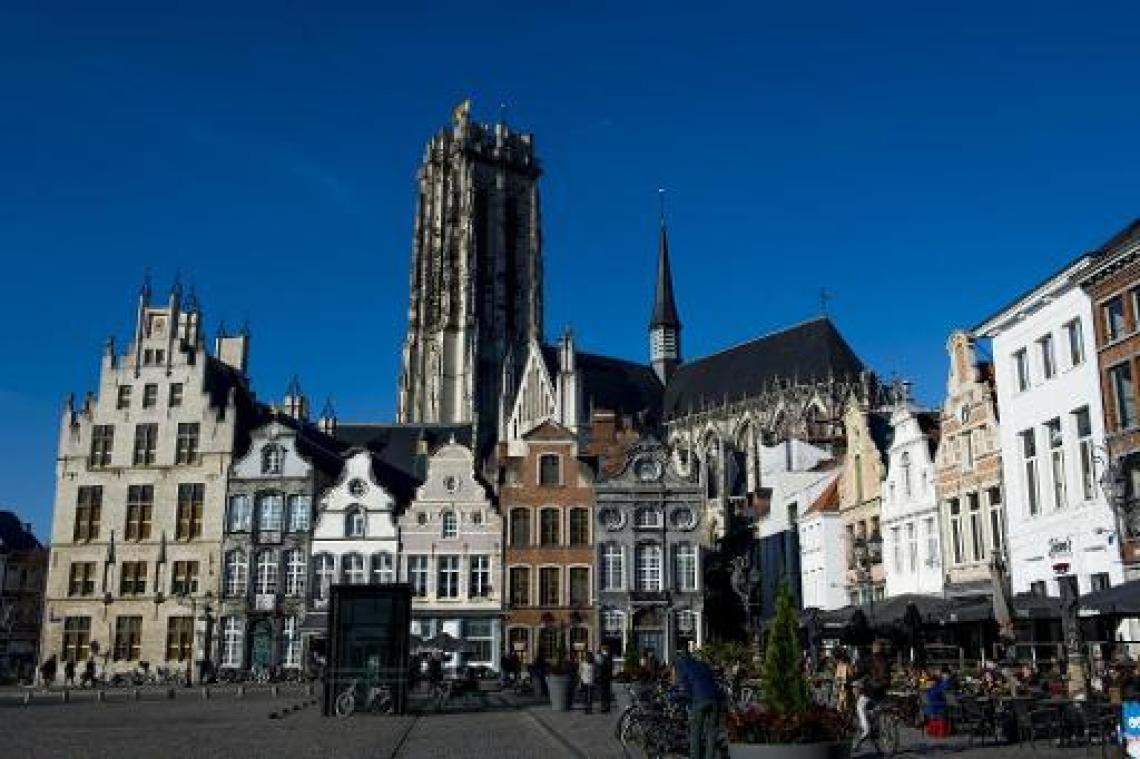 Van aanranding verdachte Mechelse leerkracht voorwaardelijk vrij ondanks extra klachten