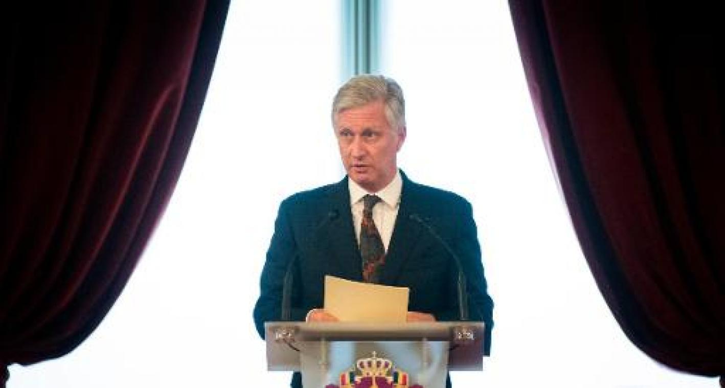 Koning Filip brengt bezoek aan Brusselse balies