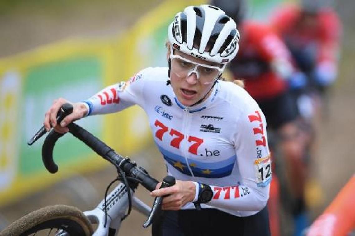 Ethias Cross Maldegem - Yara Kastelijn houdt twee gebroken ruggenwervels over aan val
