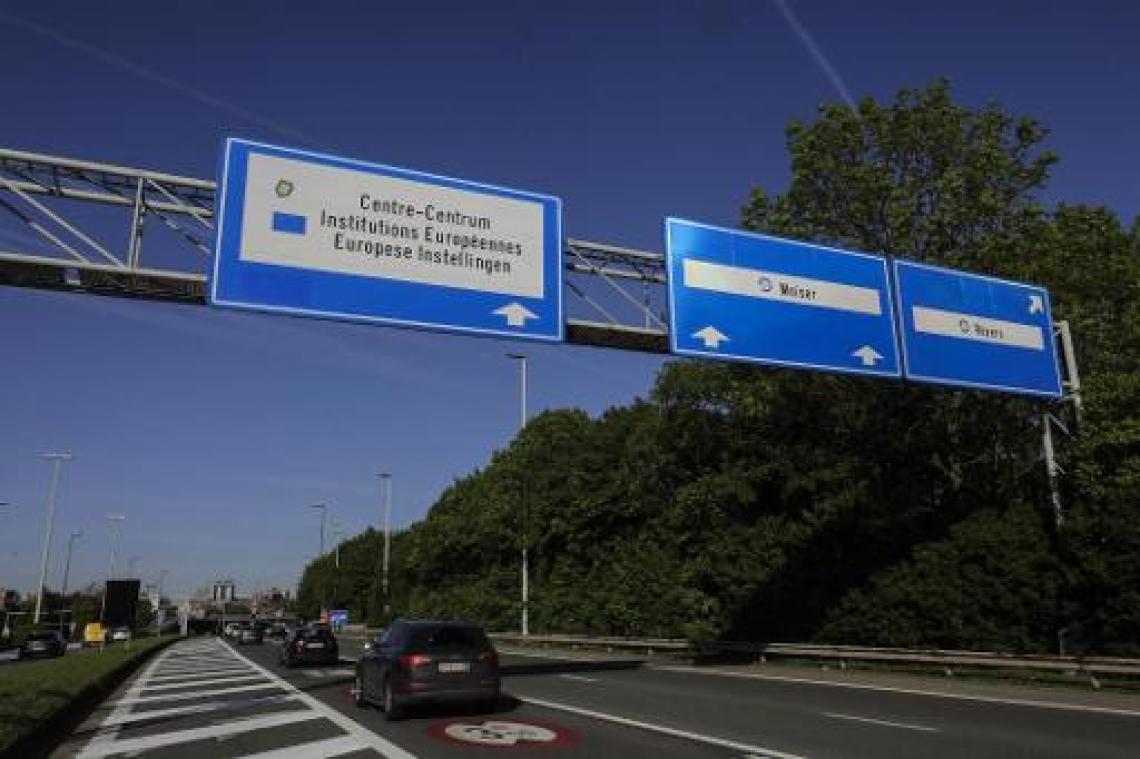 Dagelijks 356.000 pendelaars naar en 74.000 uit Brussel