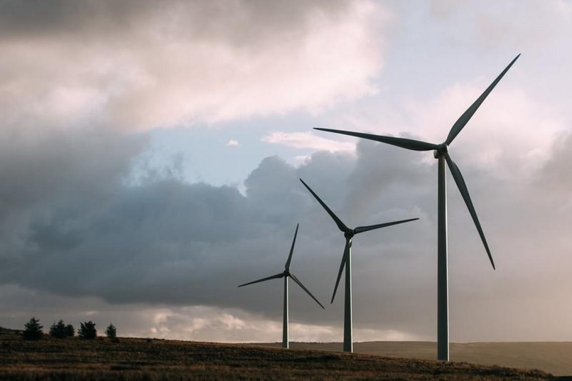 Daarom staat een windmolen stil bij hevig onweer