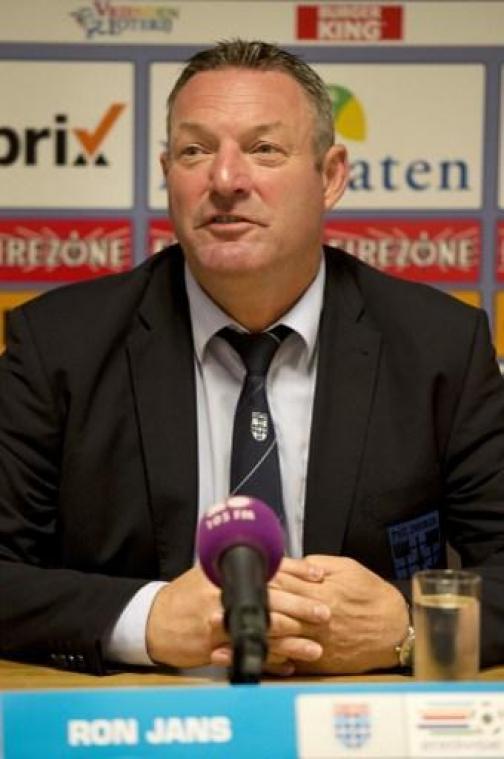 Ron Jans (ex-Standard) neemt ontslag als coach van FC Cincinnati na racismebeschuldigingen