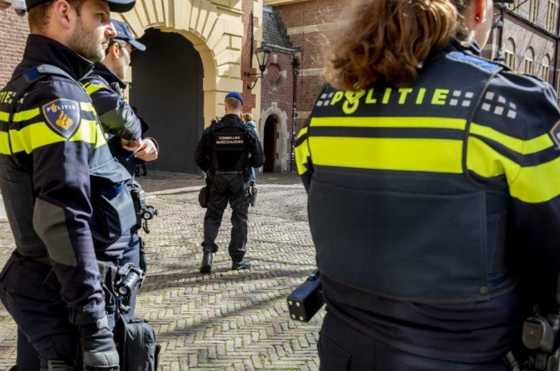 BIZAR. Jongetje dat vroeg om voetbalplaatjes mishandeld