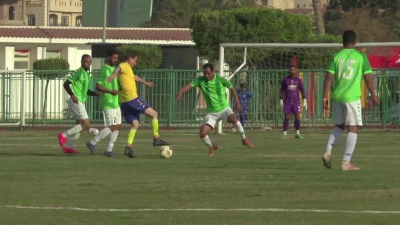 VIDEO. Bejaarde voetballer verbreekt opvallend wereldrecord