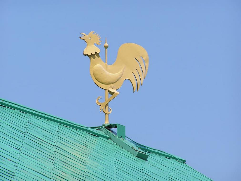 Waarom staat er een haan bovenop een kerktoren?