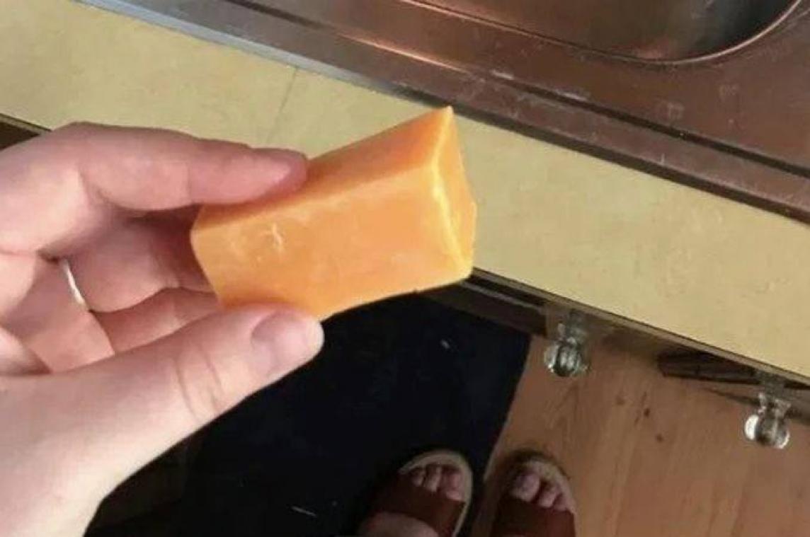 Amerikaanse vrouw wast handen per ongeluk dagenlang met heerlijke snack