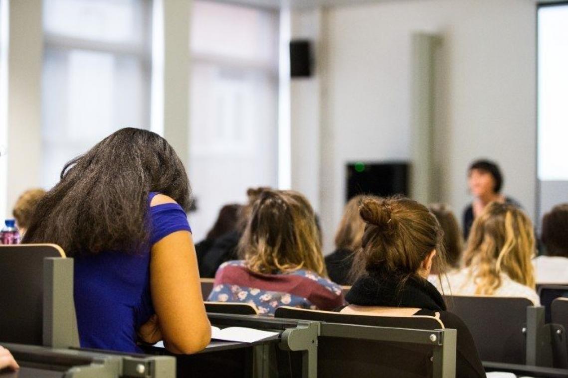 Studeren in tijden van corona: "Ik ben oprecht bang dat ik de komende maanden niet ga rondkomen"