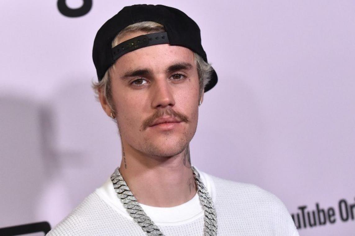 Internet lacht met de villa van Justin Bieber: "Lijkt wel een slacentrifuge"