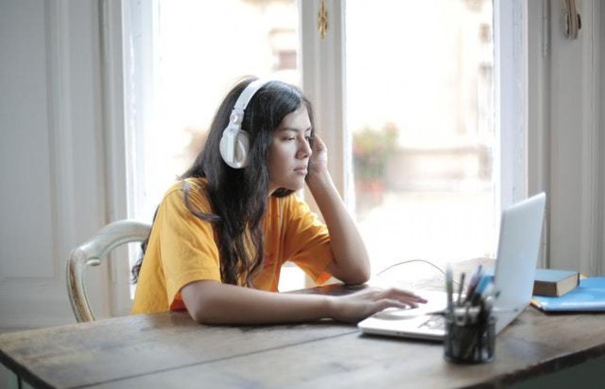 Daarom lukt werken met muziek (niet)