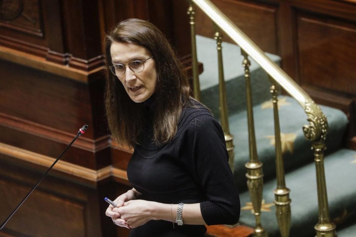 Premier Wilmès vindt tegenstelling tussen economie en mensen "karikaturaal"