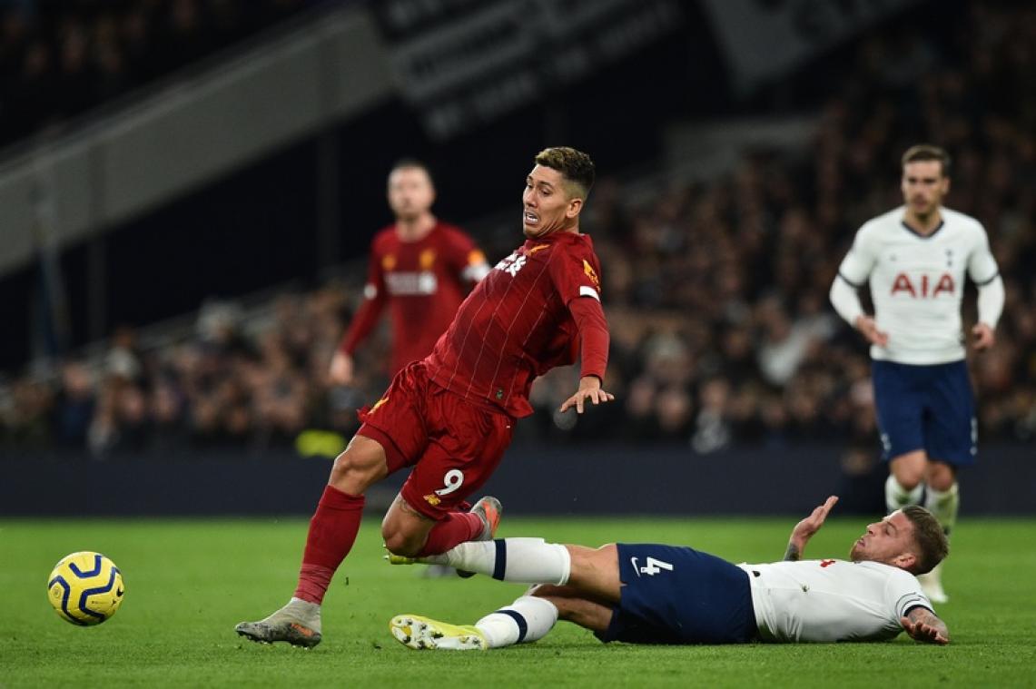 Absurd: Premier League-spelers mogen niet meer tackelen als ze weer willen trainen