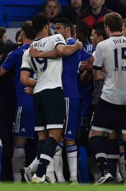 Mousa Dembélé (Tottenham) moet zes wedstrijden brommen