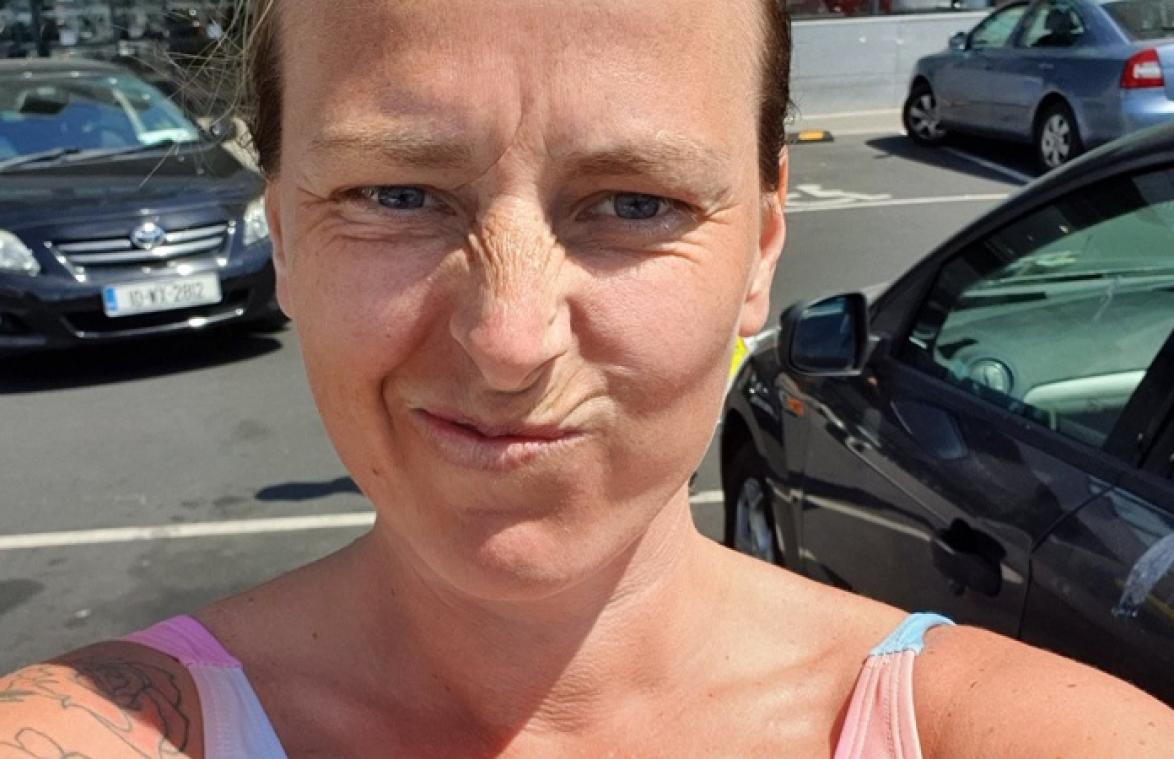 Politica tegengehouden in Lidl omwille van "ongepaste" outfit (foto)