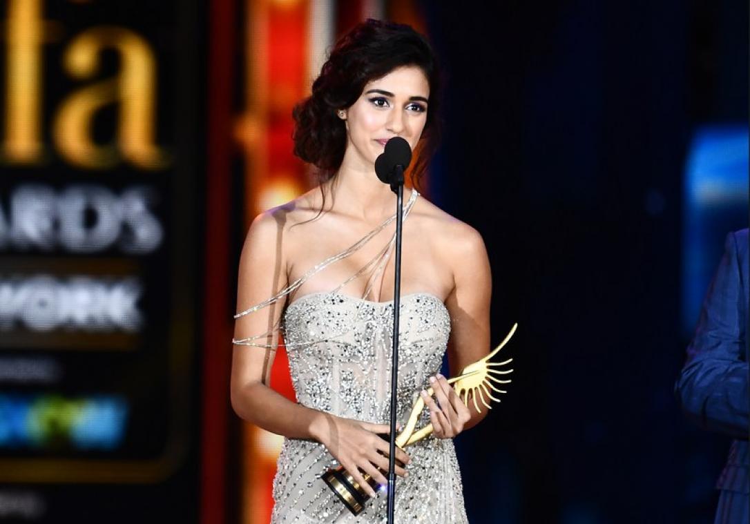 Kritiek op Bollywood-actrices die over antiracisme posten terwijl ze DIT product promoten