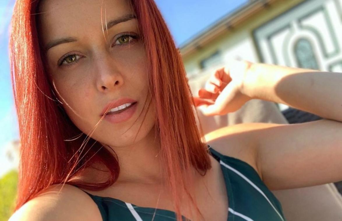 Lotte Vanwezemael: "Het is niet omdat ik lingeriefoto's deel, dat ik dringend van bil wil gaan"