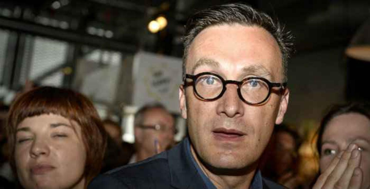 Tegenstander luxeverzuim Pascal Smet geeft toestemming voor WK-reis kinderen