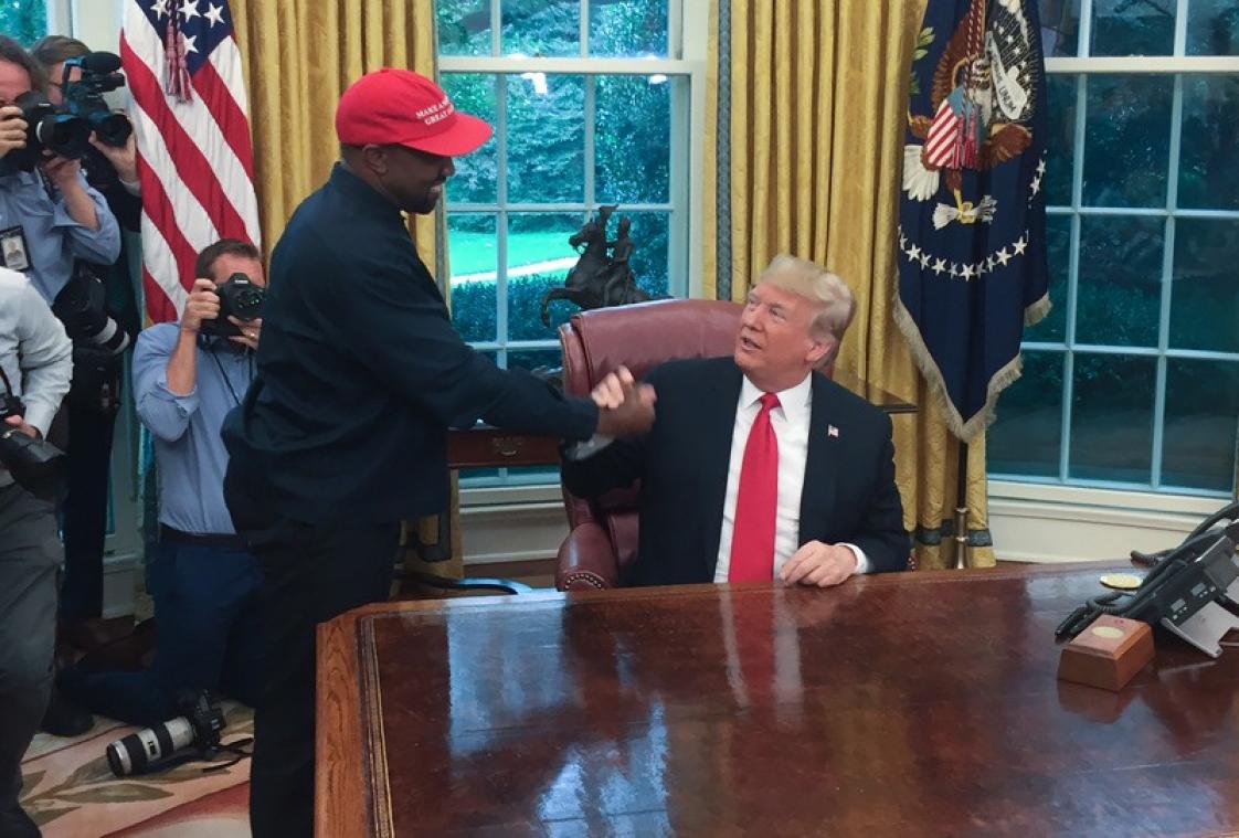 Kanye West stapt uit presidentsrace na teleurstellende peiling