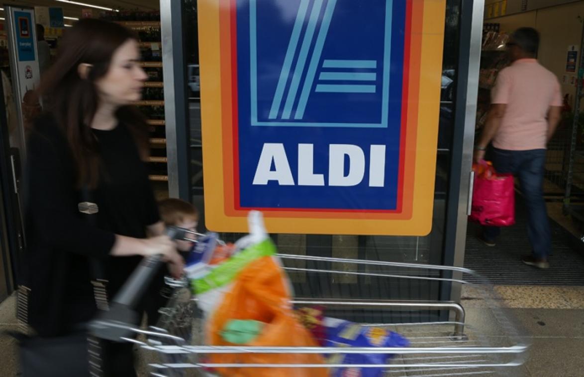 Vrouw gedegouteerd door DEZE opmerking van kassamedewerker in Aldi
