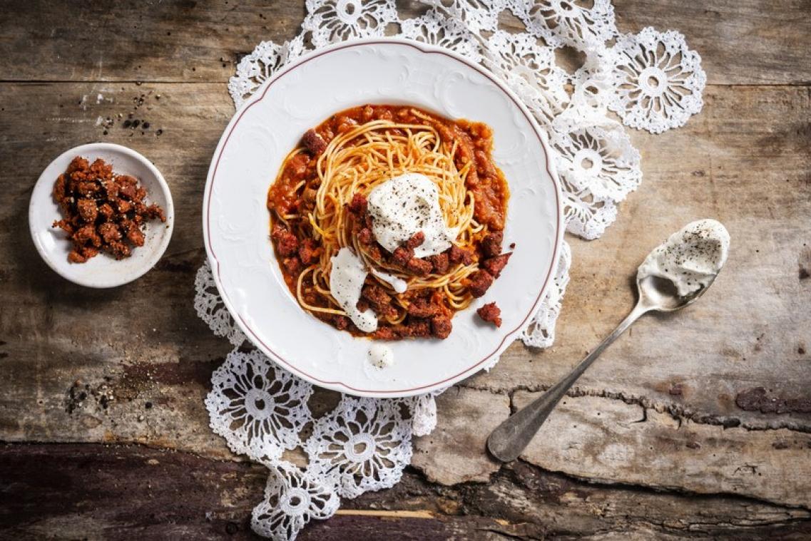 GETEST. Voor alle pastaliefhebbers: kan vegan op tegen spaghetti bolognaise?