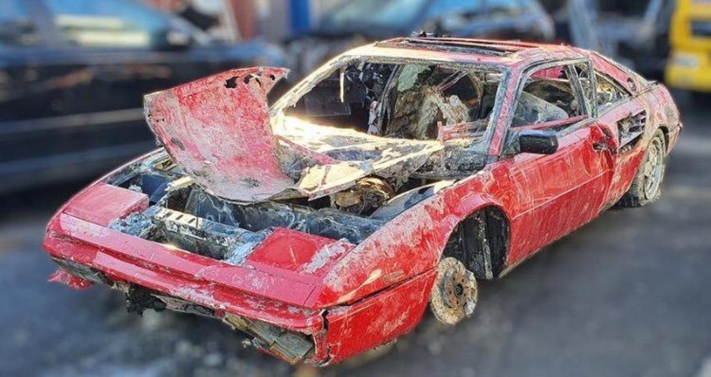 Wordt verdronken Ferrari' een kunstwerk, of gaat-ie weer het water in?