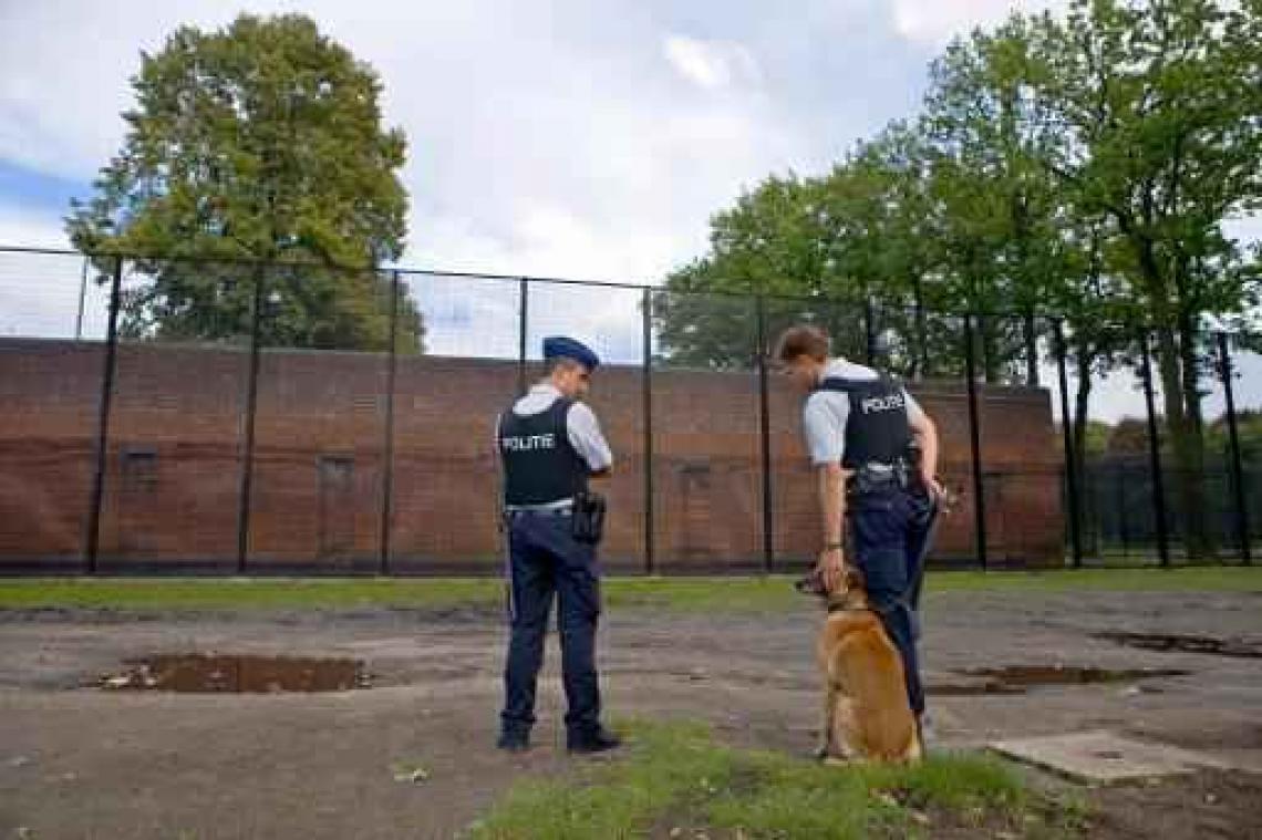 Honderdtal gedetineerden overgeplaatst na ravage in gevangenis van Merksplas