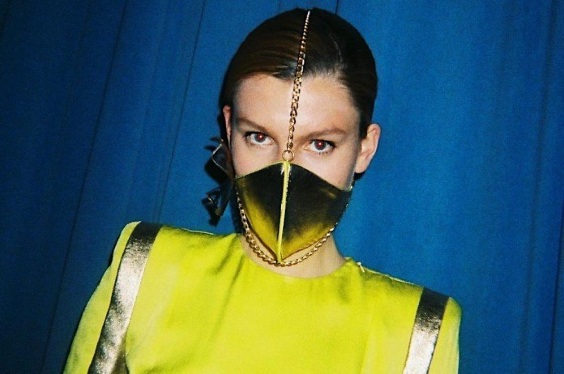 Maak van je mondmasker een fashion statement (foto's)