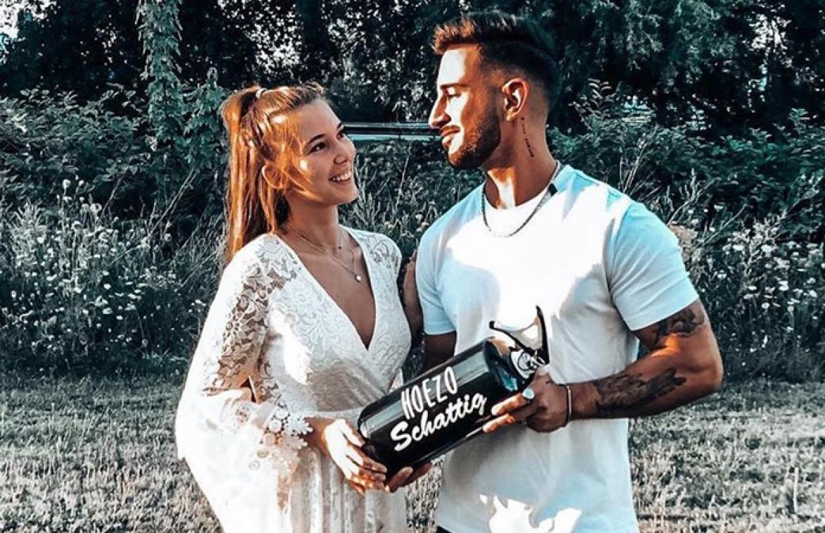 'Temptation'-Arda en Amber onthullen geslacht van hun ongeboren baby