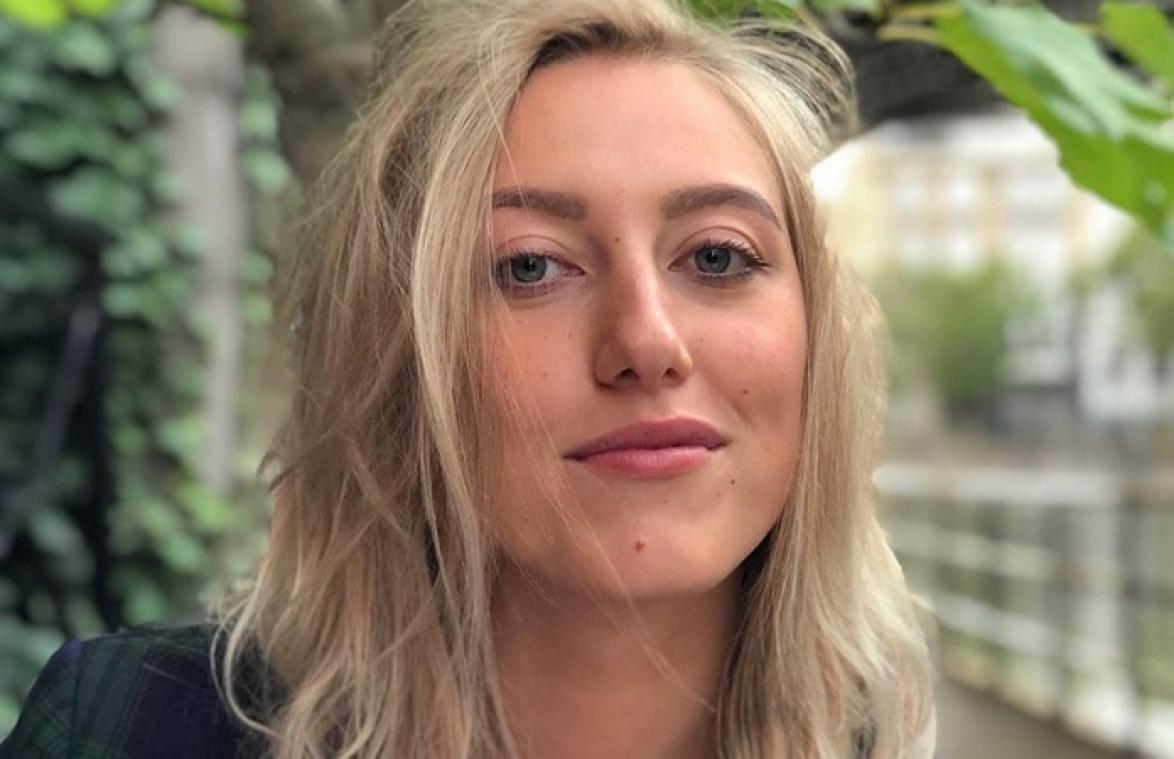 Alina uit 'De Mol': "Niet dat ik bi ben, maar ik vind deze Vlaamse actrice wel aantrekkelijk"