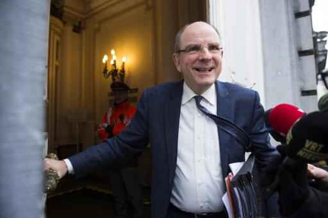 Geens brengt gevangenisdossier op regeringsniveau