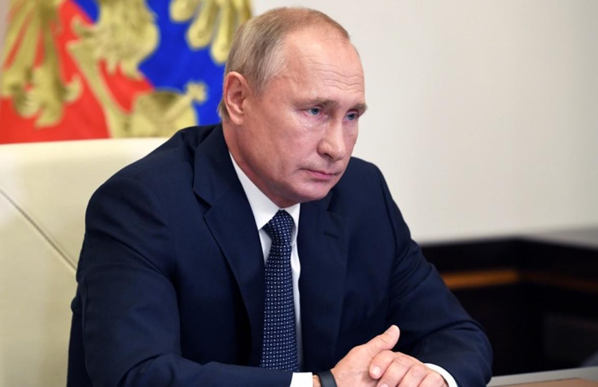 Rusland heeft als eerste goedgekeurd coronavaccin: "Mijn dochter heeft het al gekregen"