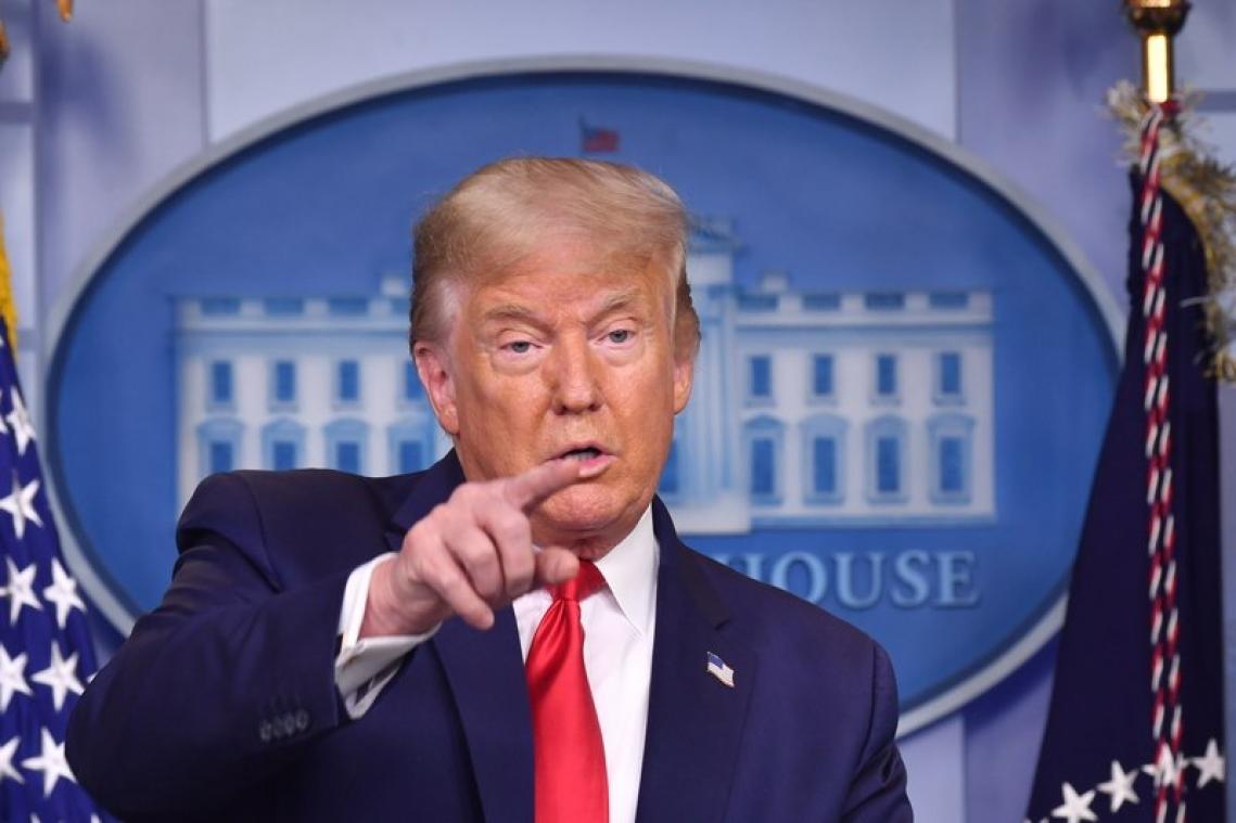 Journalist doet Trump met mond vol tanden staan: "Heb je spijt van al je leugens?" (video)