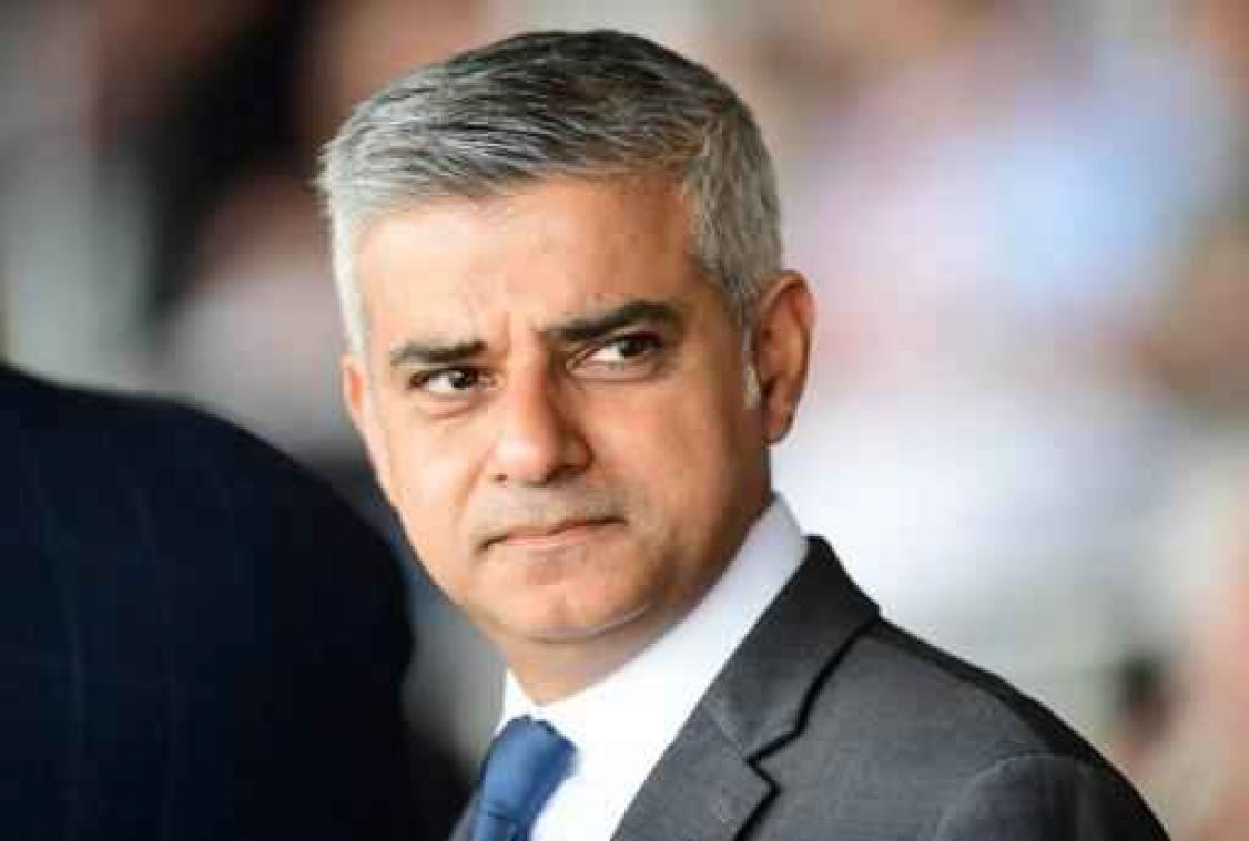 Nieuwe burgemeester Londen haalt scherp uit naar Cameron en Goldsmith