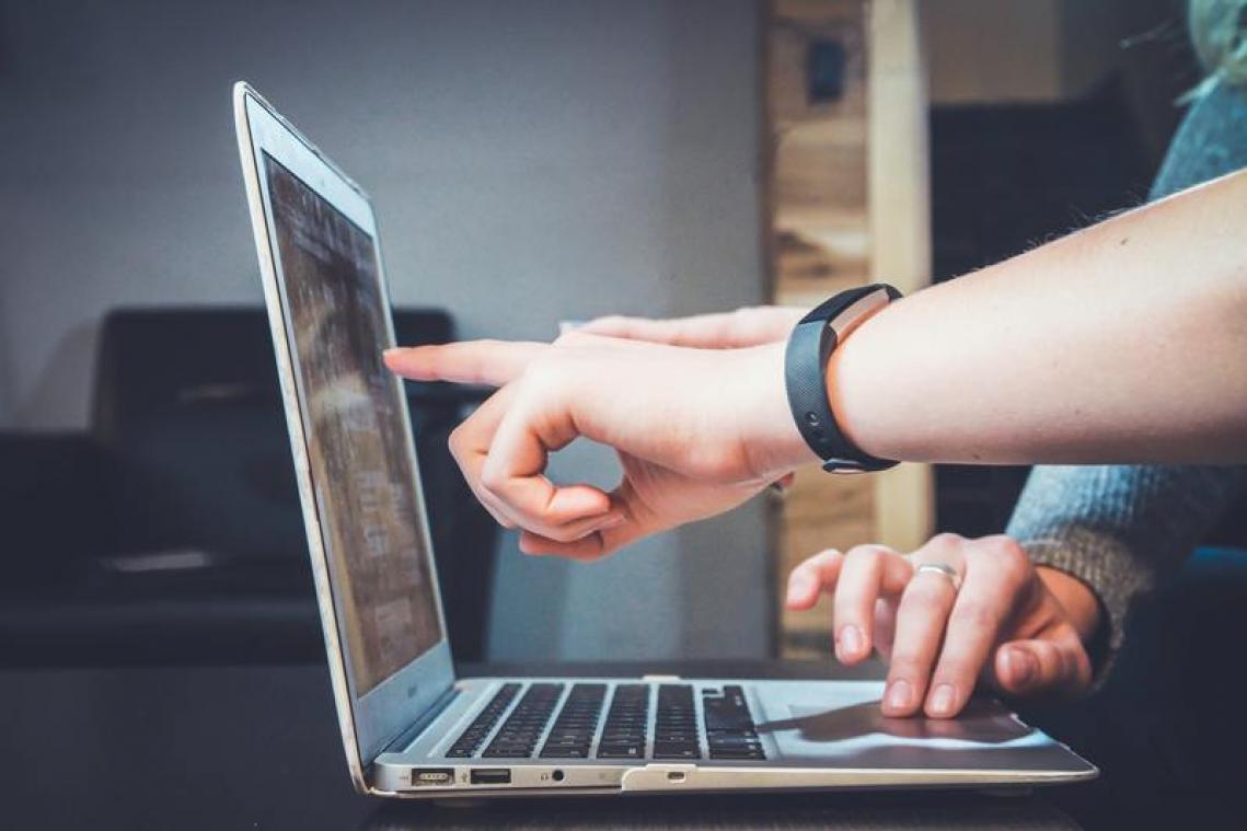 Bijna één Belg op tien surfte nog nooit op het internet