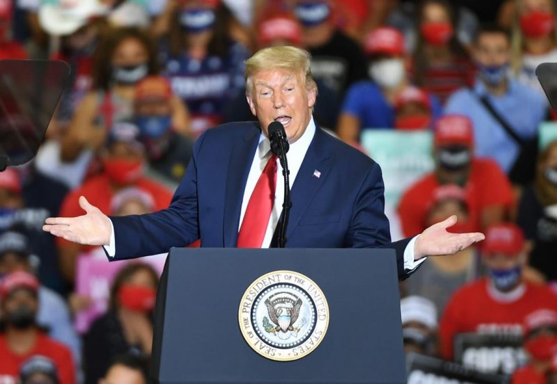 Trump maakt gênant foutje in advertentie om fondsen te werven