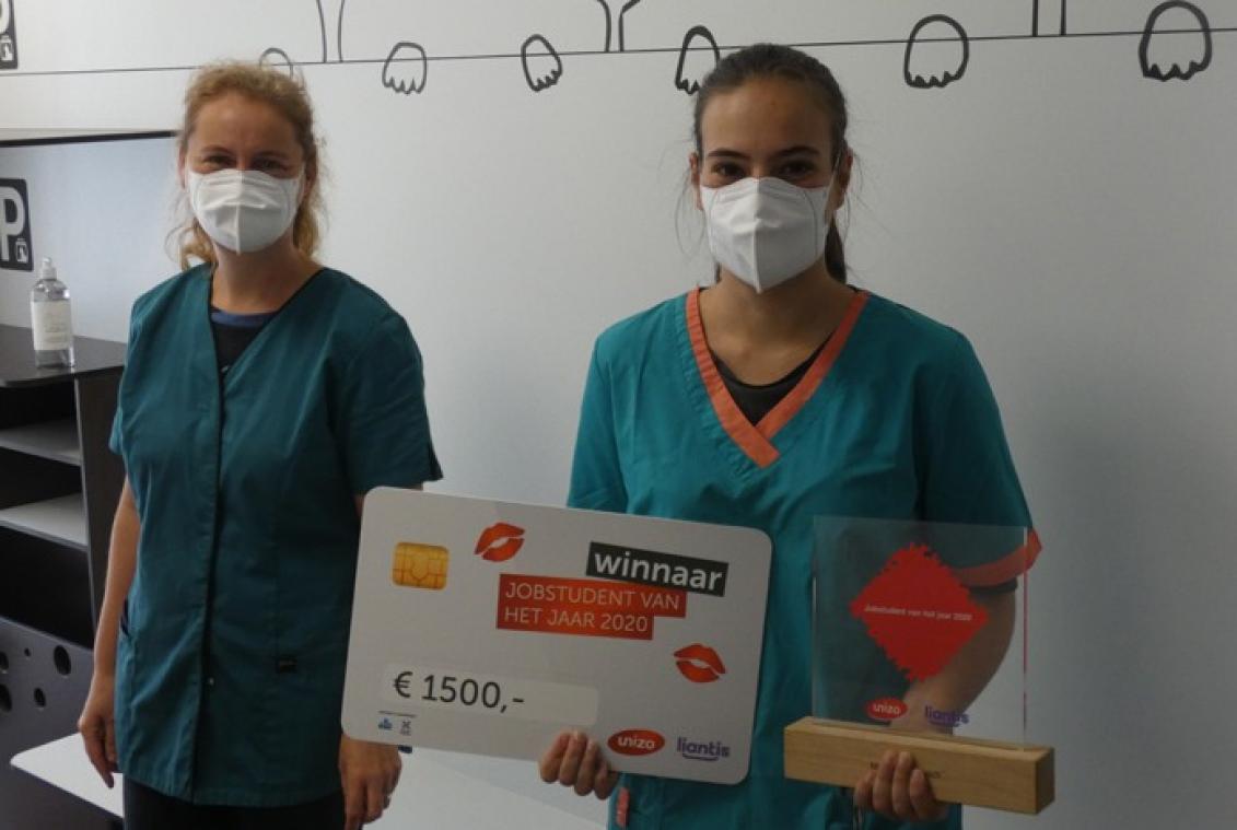 Dierenartsassistente Maité uit Wilrijk is Jobstudent van het Jaar'
