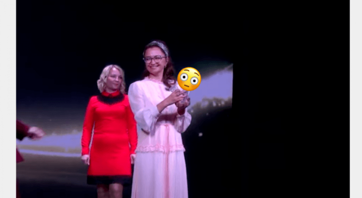 'Leerkracht van het jaar' krijgt gênante prijs mee naar huis: "Het lijken wel de Pornhub-awards"