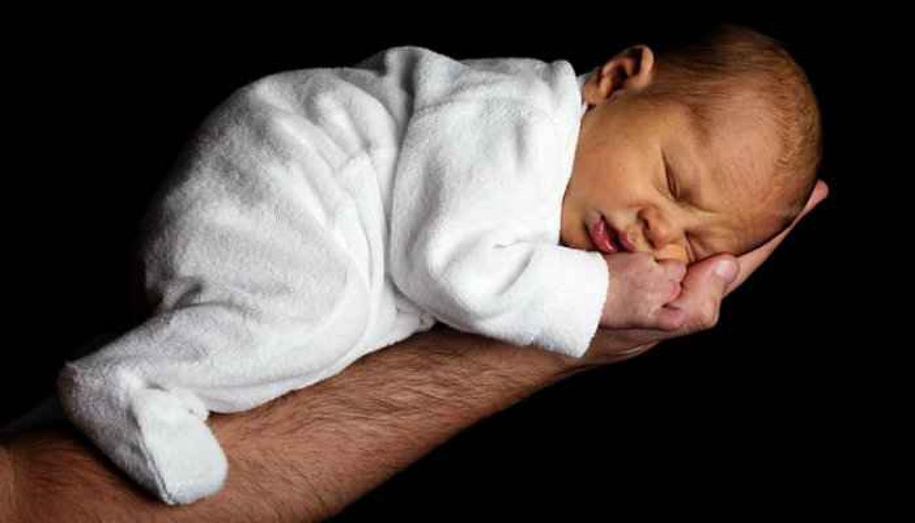 Wetenschappers voorspellen dat er binnenkort baby's van drie verschillende ouders zullen zijn