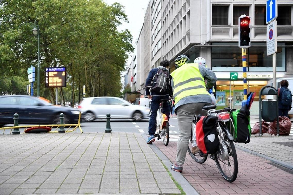 Op twee wielen naar het werk: waarom de fiets steeds meer pendelaars verleidt