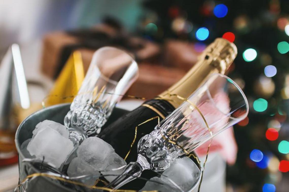 Champagne drinken als een pro doe je zo