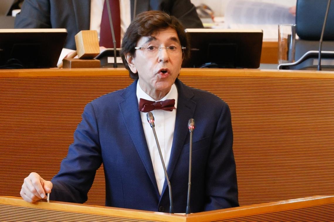 Elio Di Rupo: "Waalse regering zal vrijdag aandringen om zo ver als mogelijk in lockdown te gaan"