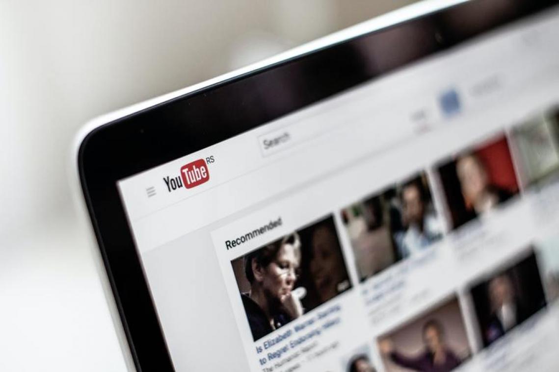 BIZAR. Dit liedje onttroont 'Despacito' als meest bekeken video op YouTube