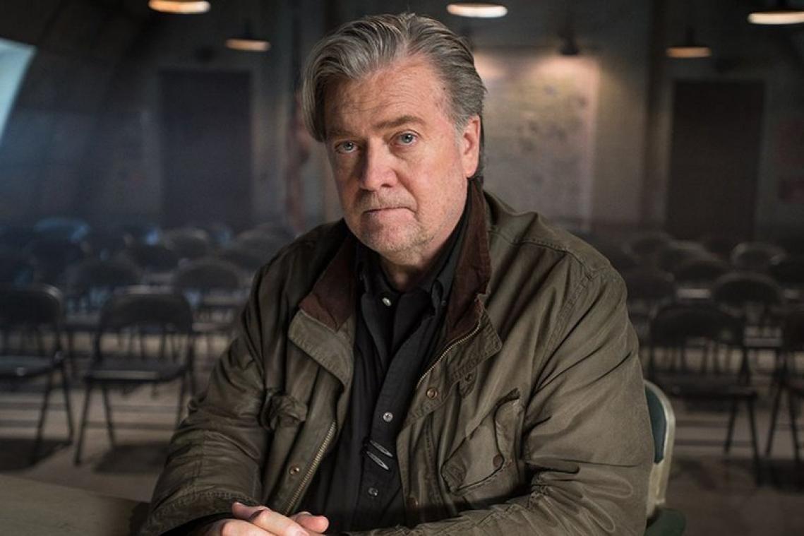 MOVIES. Errol Morris legt politieke strateeg Steve Bannon het vuur aan de schenen in 'American Dharma'