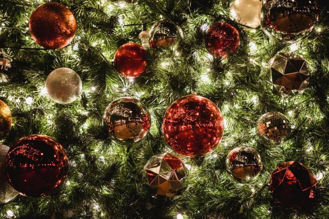 De kerstboom voor Sinterklaas al opzetten? Dit zegt de etiquette-expert