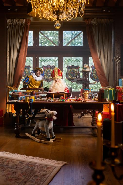 Door lockdown maakt Sint persoonlijke video voor alle kindjes