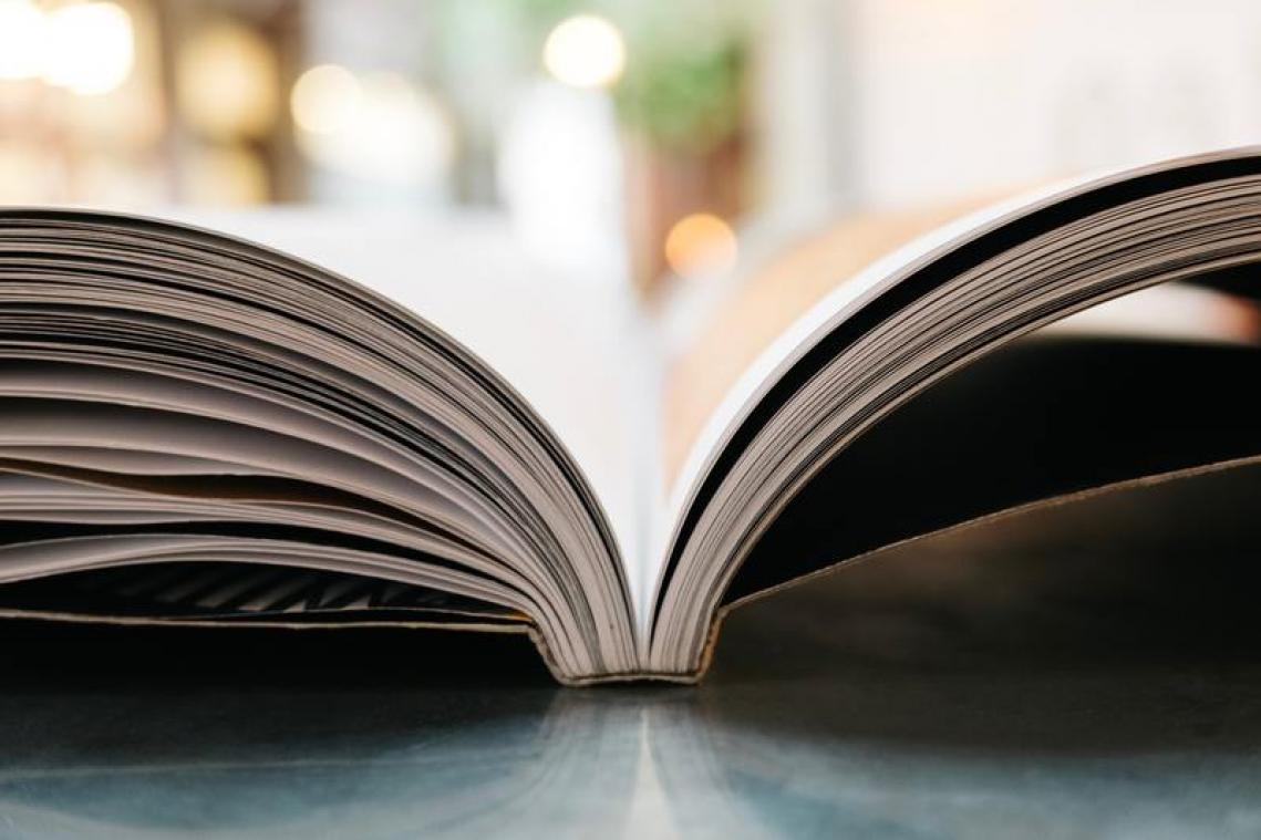 Dit vreemde boek gaat massaal over de toonbank in Italië, maar telt enkel maagdelijk witte pagina's