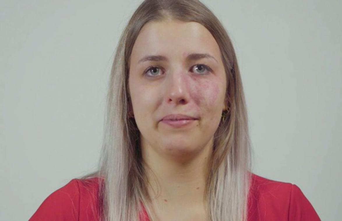 Laura uit 'Blind Getrouwd' openhartig: "Waarom moet mij dat nu overkomen?" (video)