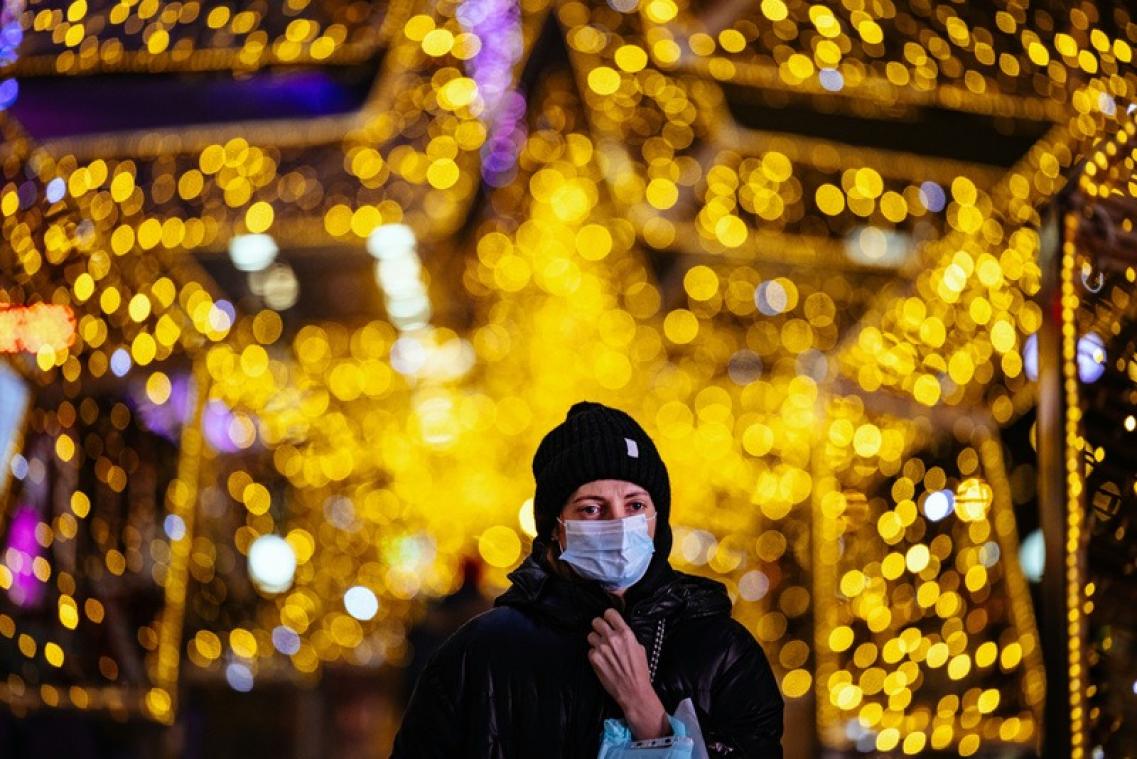 WHO wil dat iedereen mondmaskers draagt tijdens eindejaarsfeesten