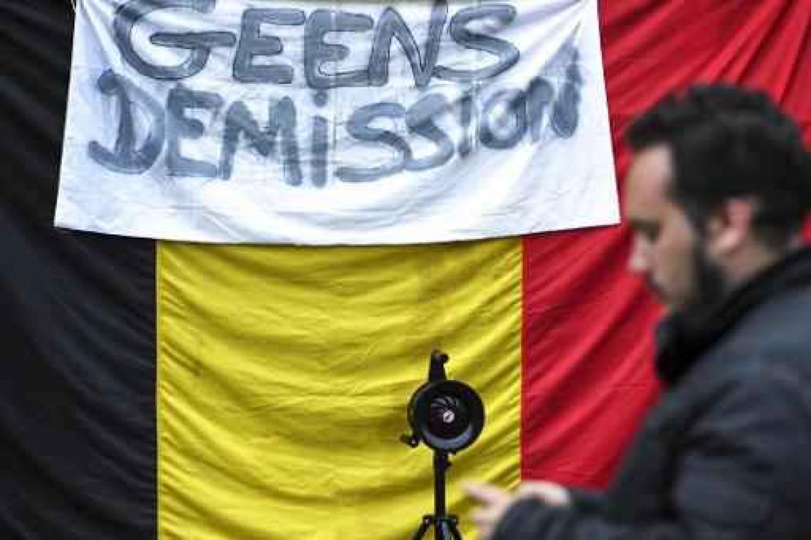 Meerderheid verwerpt eis oppositie om premier Michel te horen over staking in gevangenissen